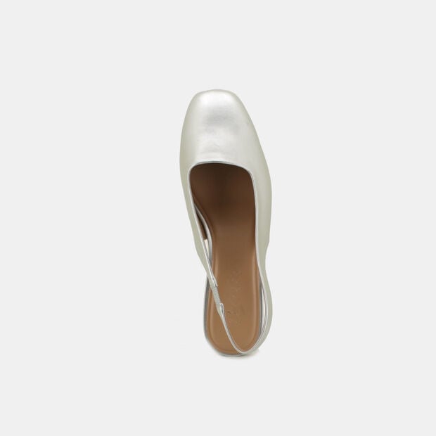 BATA WOMEN SHOES