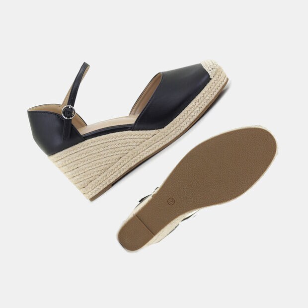 BATA WOMEN SANDALS