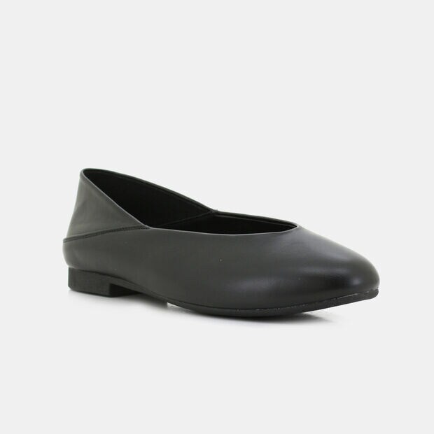 BATA WOMEN SHOES