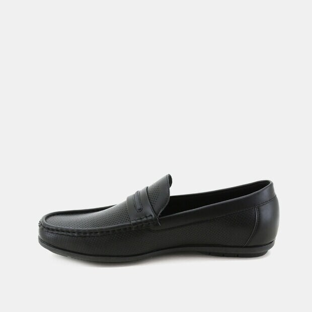 BATA MEN MOCCASINS