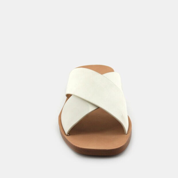 BATA WOMEN SANDALS