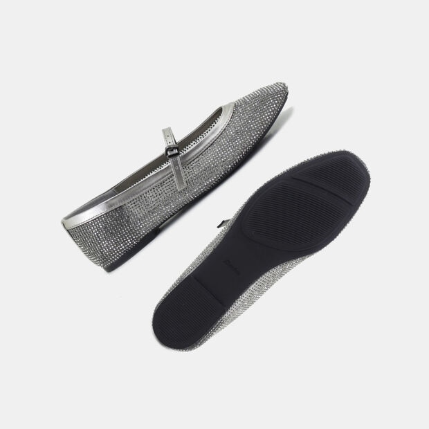 BATA WOMEN SHOES