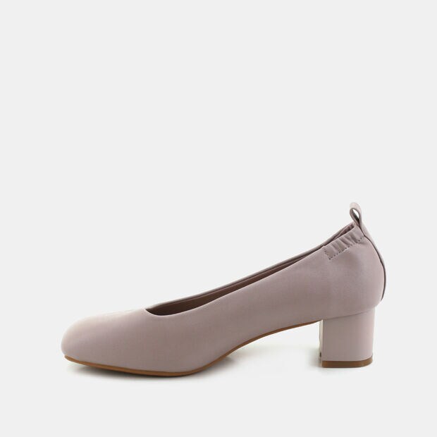 BATA WOMEN SHOES