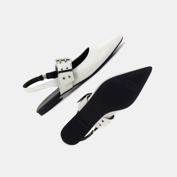 BATA WOMEN SHOES