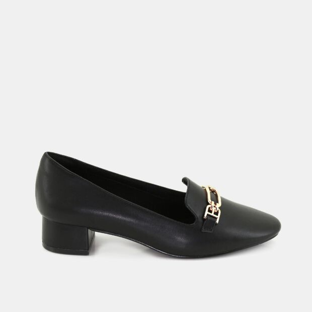 BATA WOMEN SHOES
