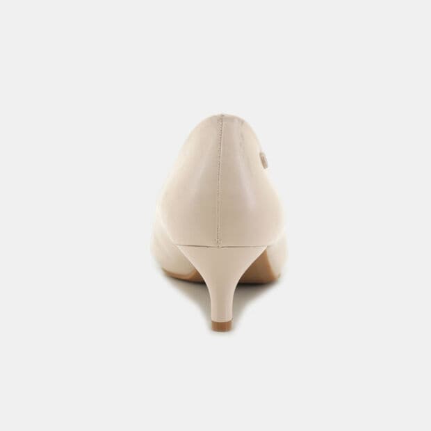 BATA WOMEN SHOES