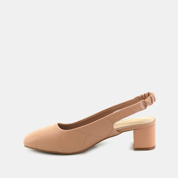 BATA WOMEN SHOES