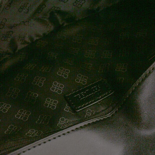 BATA RED LABEL BAGS