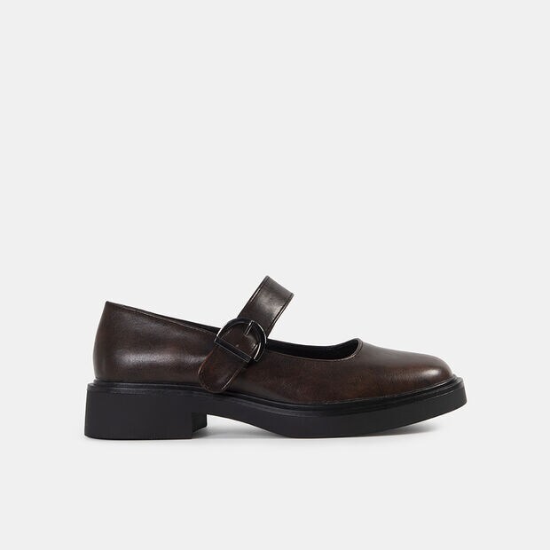 Zapatos Casuales Mujer Bata, Marr&oacute;n