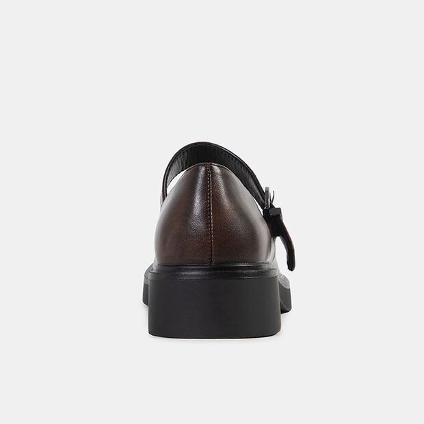 Zapatos Casuales Mujer Bata, Marr&oacute;n