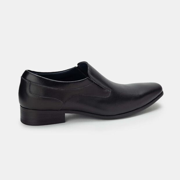 BATA MEN DRESS