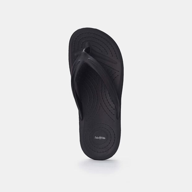 Women thong sandals by PATA PATA for casual comfort