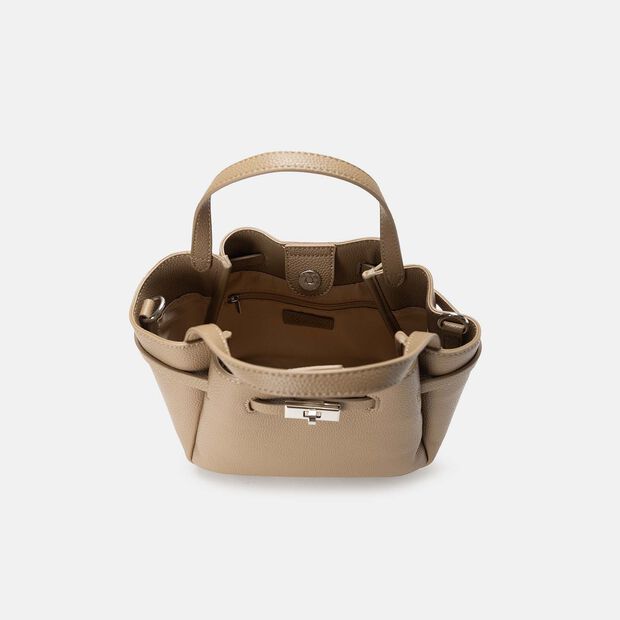 BATA ACCESSORIES BAGS