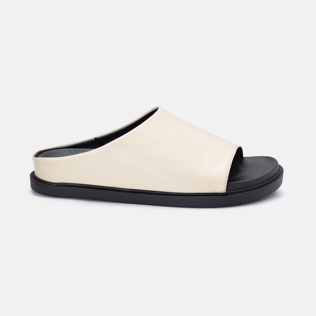 BATA WOMEN SANDALS