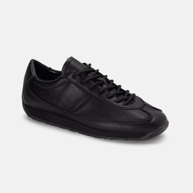 BATA MEN SNEAKERS