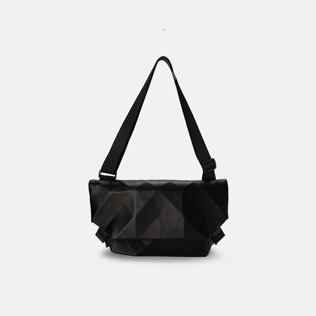 BATA RED LABEL ACCESSORIES BAGS