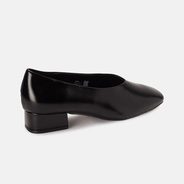 BATA WOMEN PUMPS