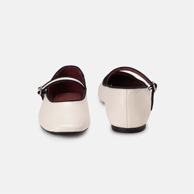 BATA WOMEN BALLERINA
