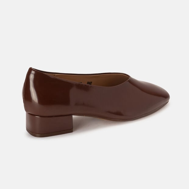 BATA WOMEN PUMPS