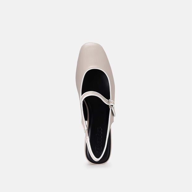 BATA WOMEN PUMPS