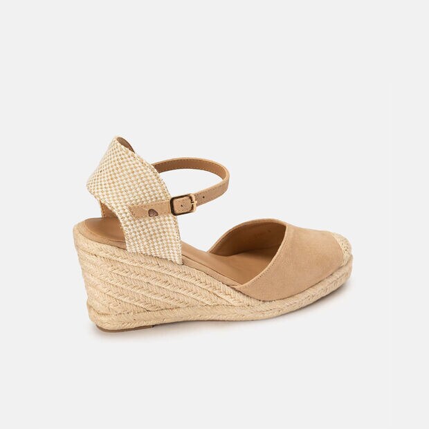 BATA WOMEN SANDALS
