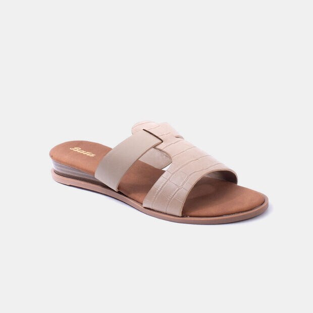 LADIES FLATS