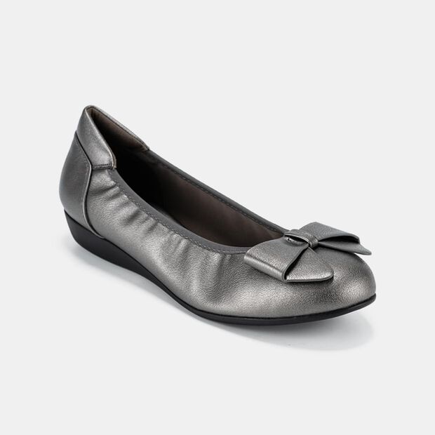 Bata Woman's Casual Shoes