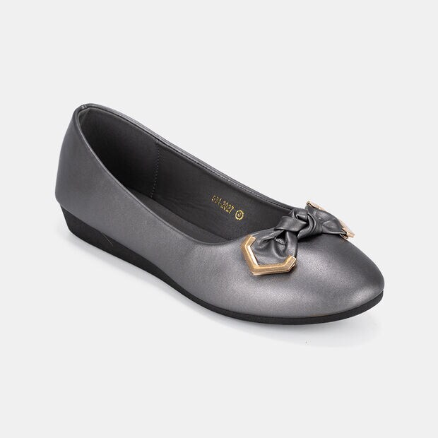 Bata Women's Casual Shoes 