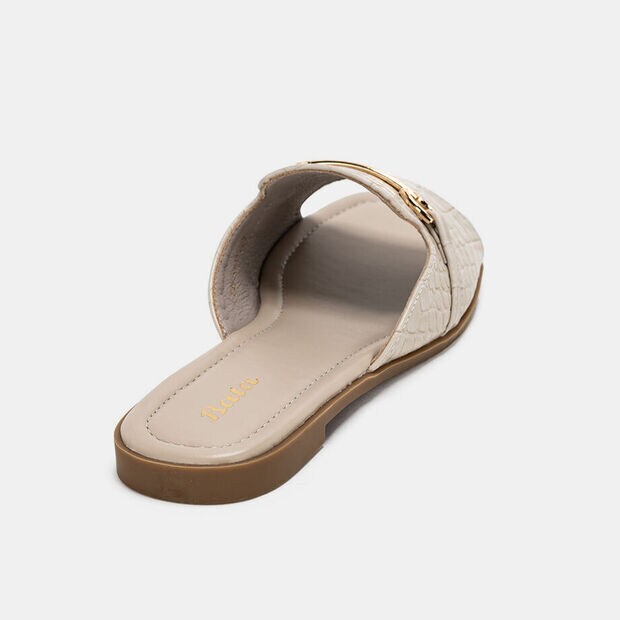 LADIES FLATS