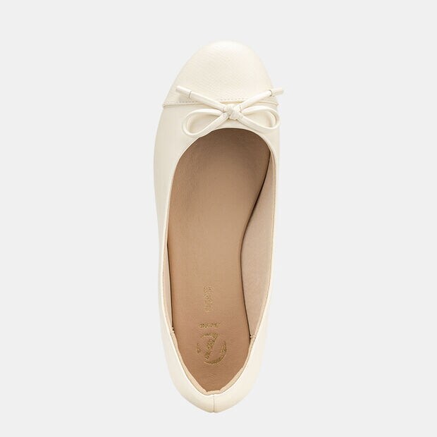 ฺBata Women's Casuals Shoes DELHI 100