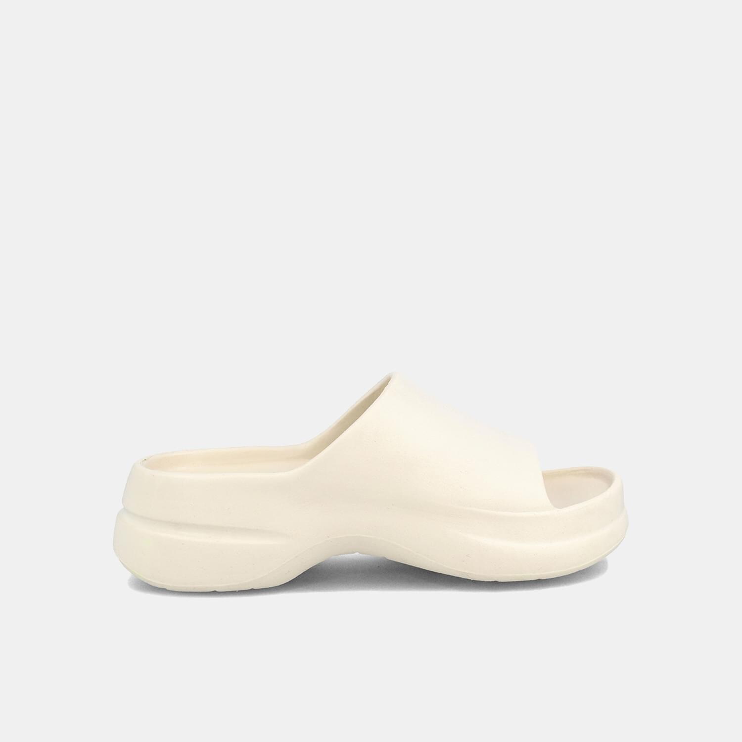 Sandalia Mujer Bata Onda