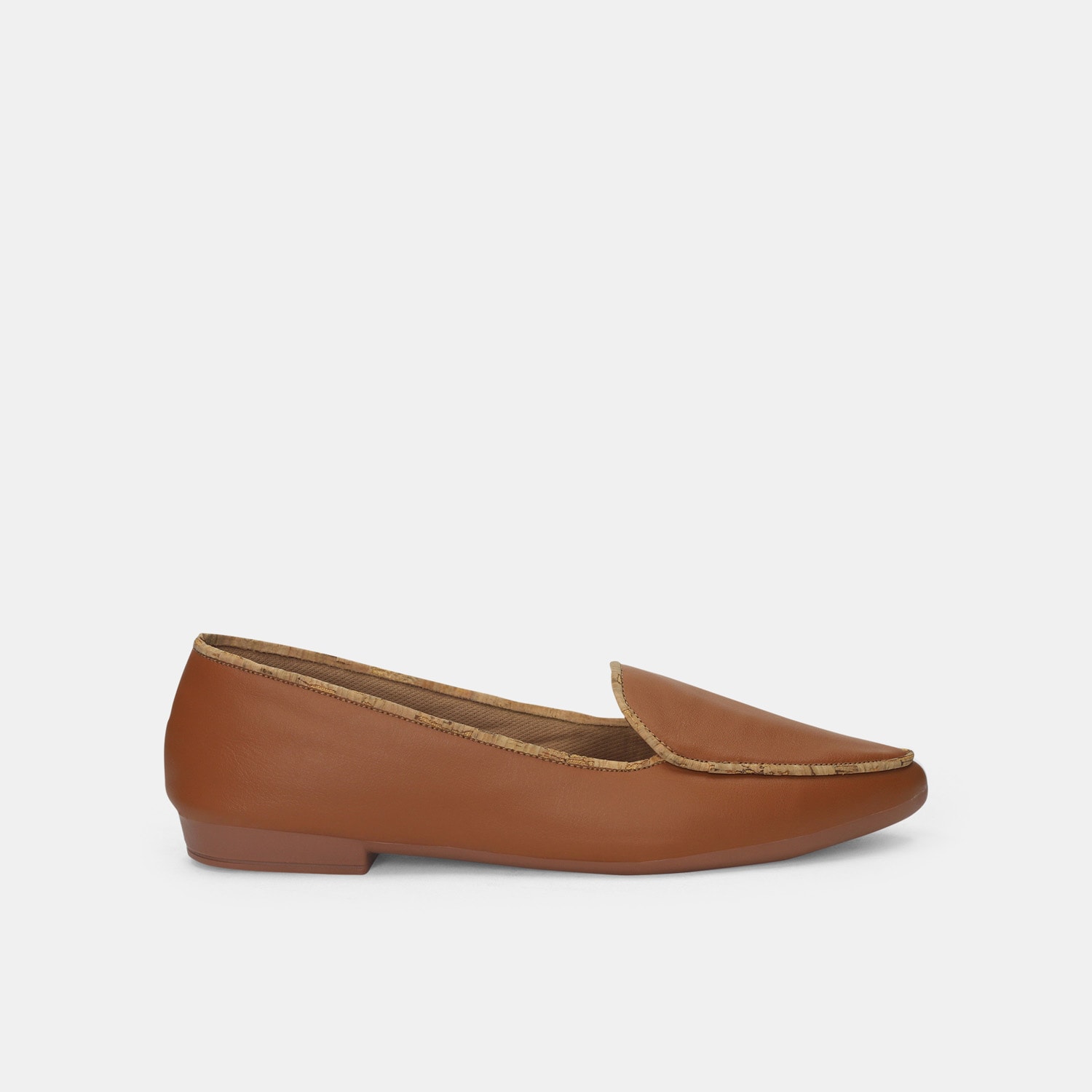 Baleta Para Mujer Bata Beige Gina'S Puntuda