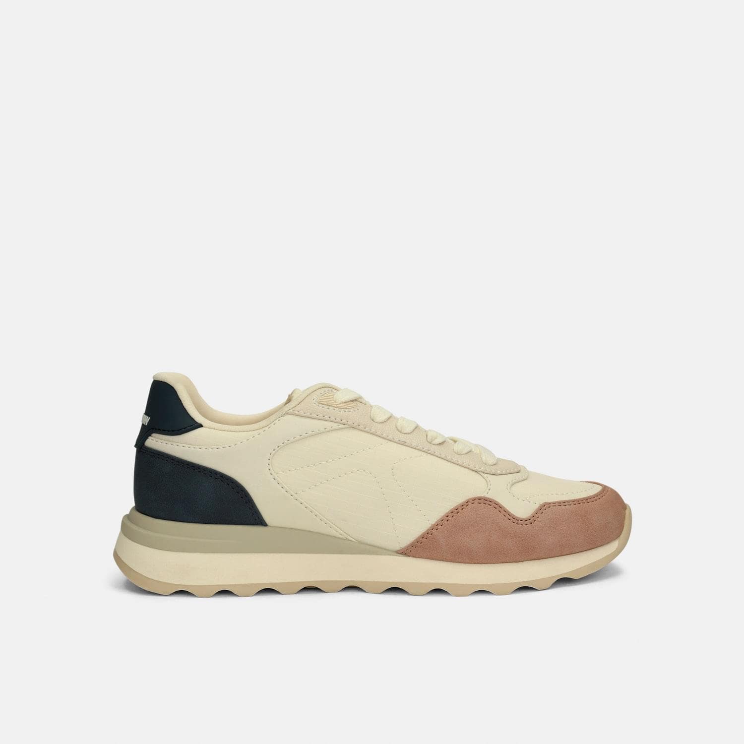 Tenis Para Mujer Bata Blanco Hueso Karim Colmen Casual