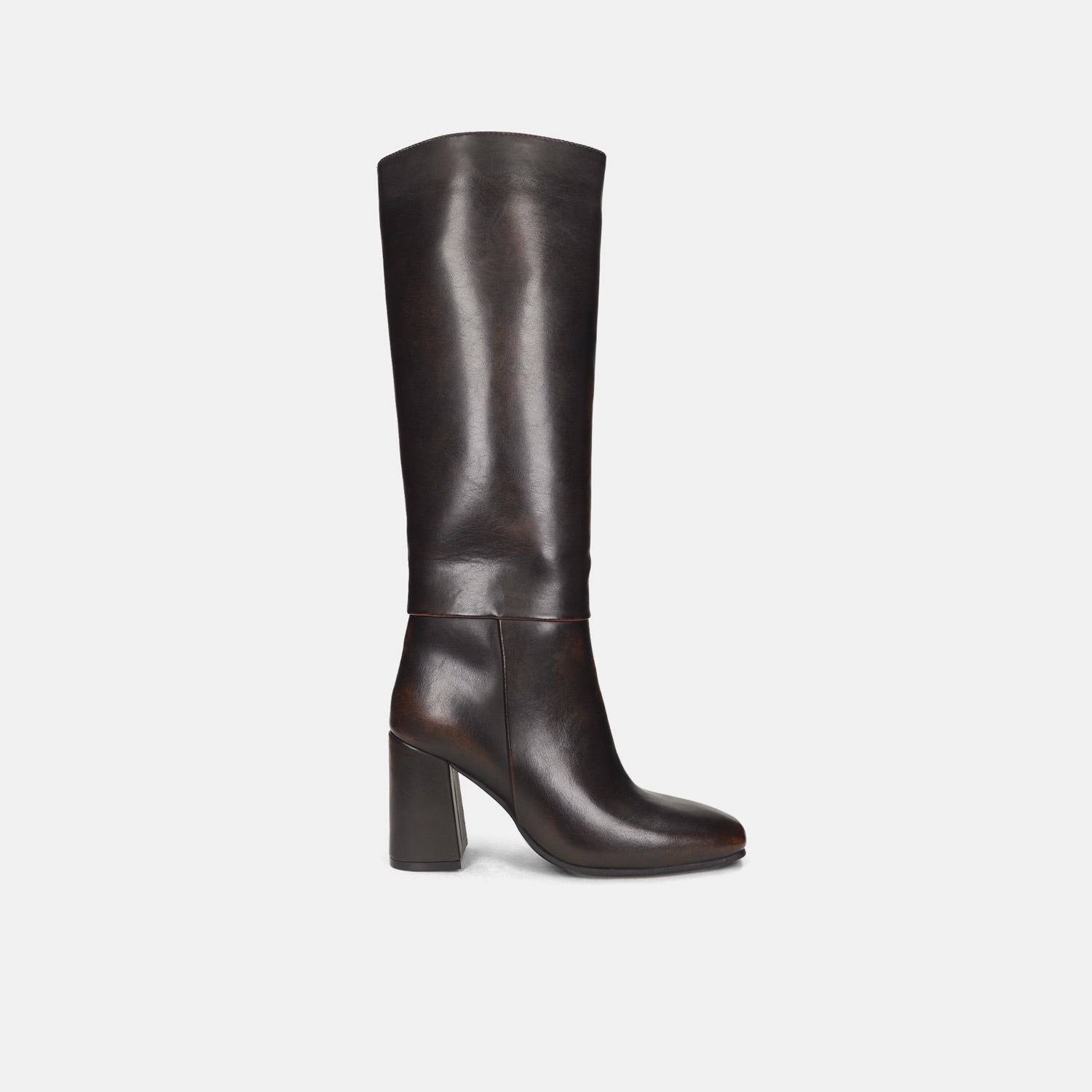 Bota Para Mujer Bata Café Oscuro Noxema