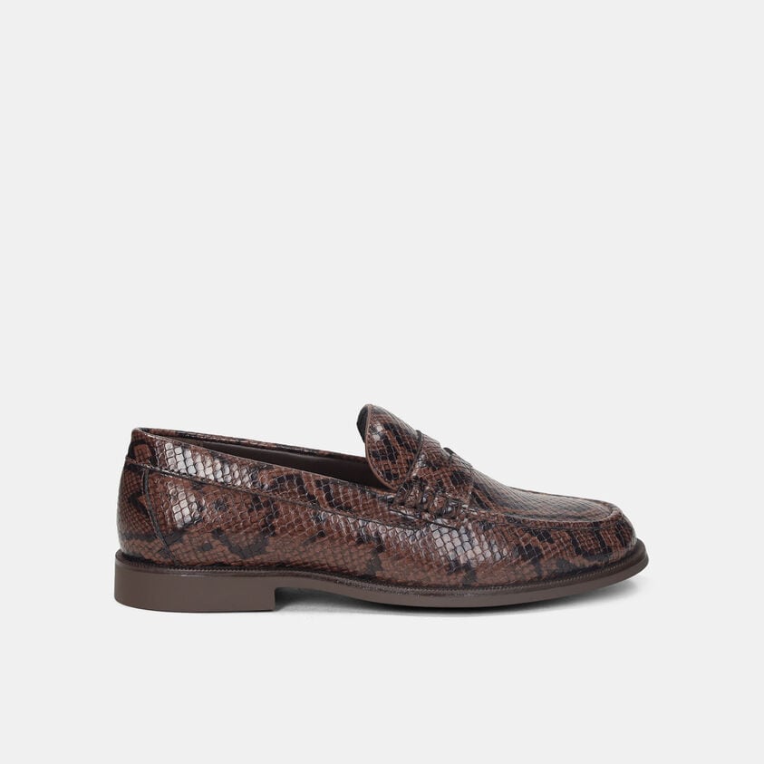 Mocasines Para Mujer Bata Negro Madrid Loafer