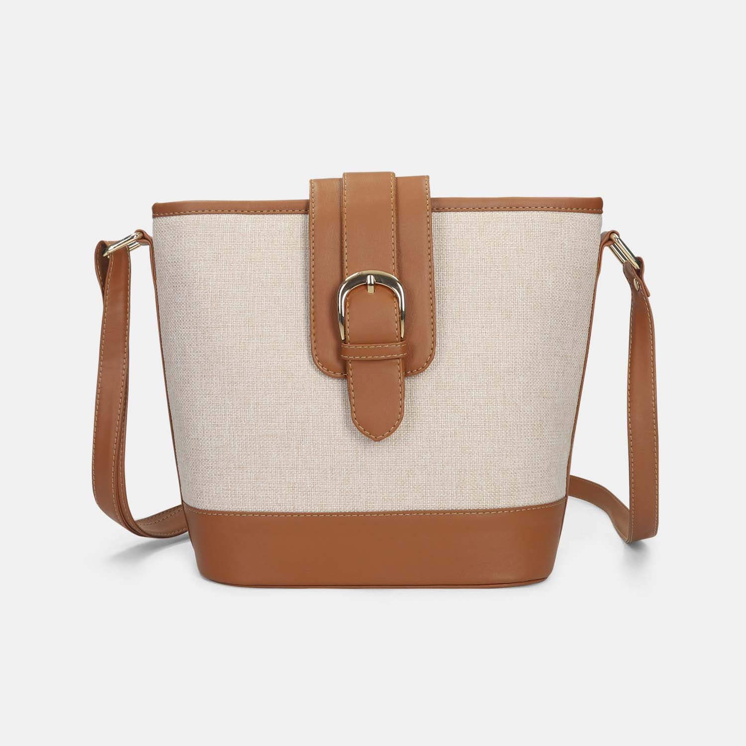Cartera Para Mujer Bata Beige