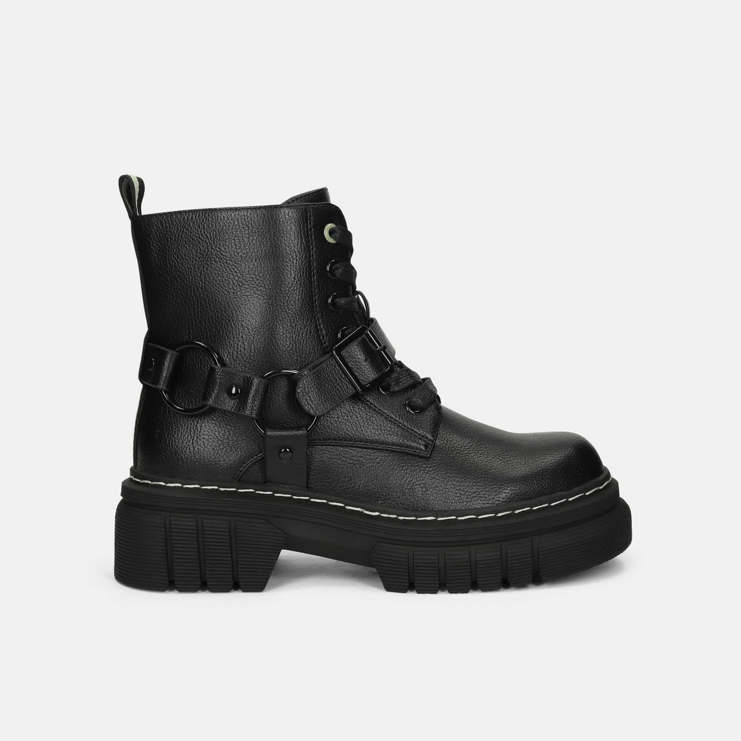 Botas Para Mujer Bata Beige Luc Martina