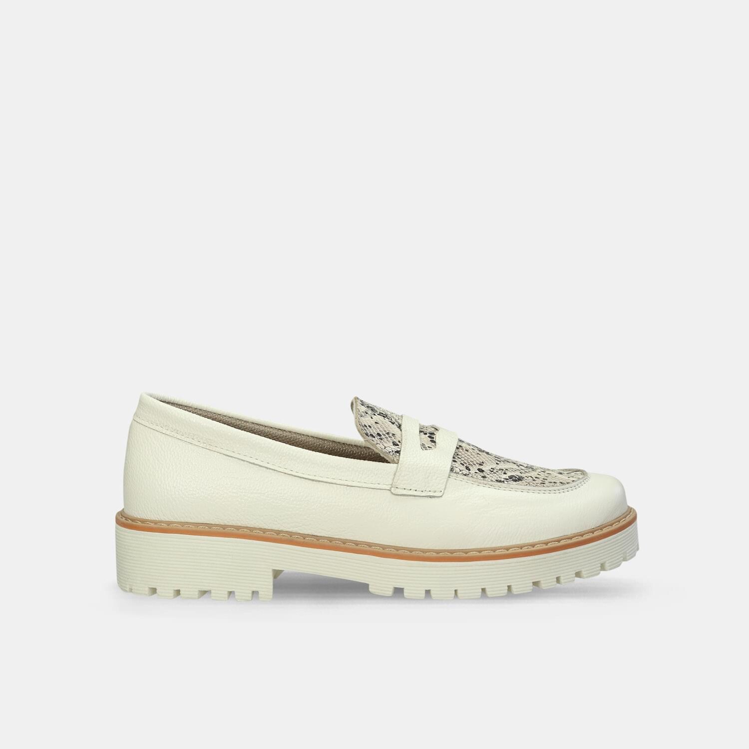 Mocasines Para Mujer Bata Multicolor Karel Flat