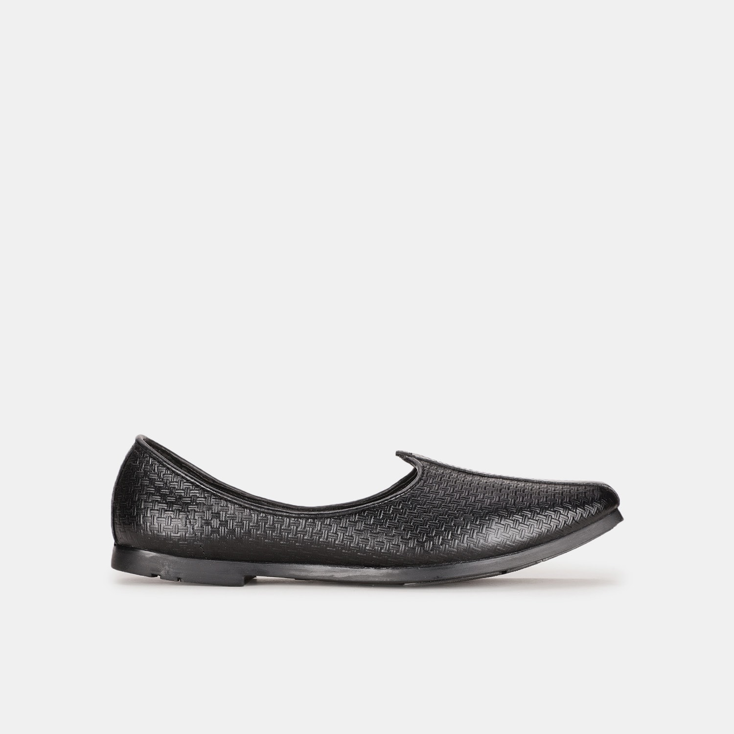 Bata black leather mojari-style shoes for men