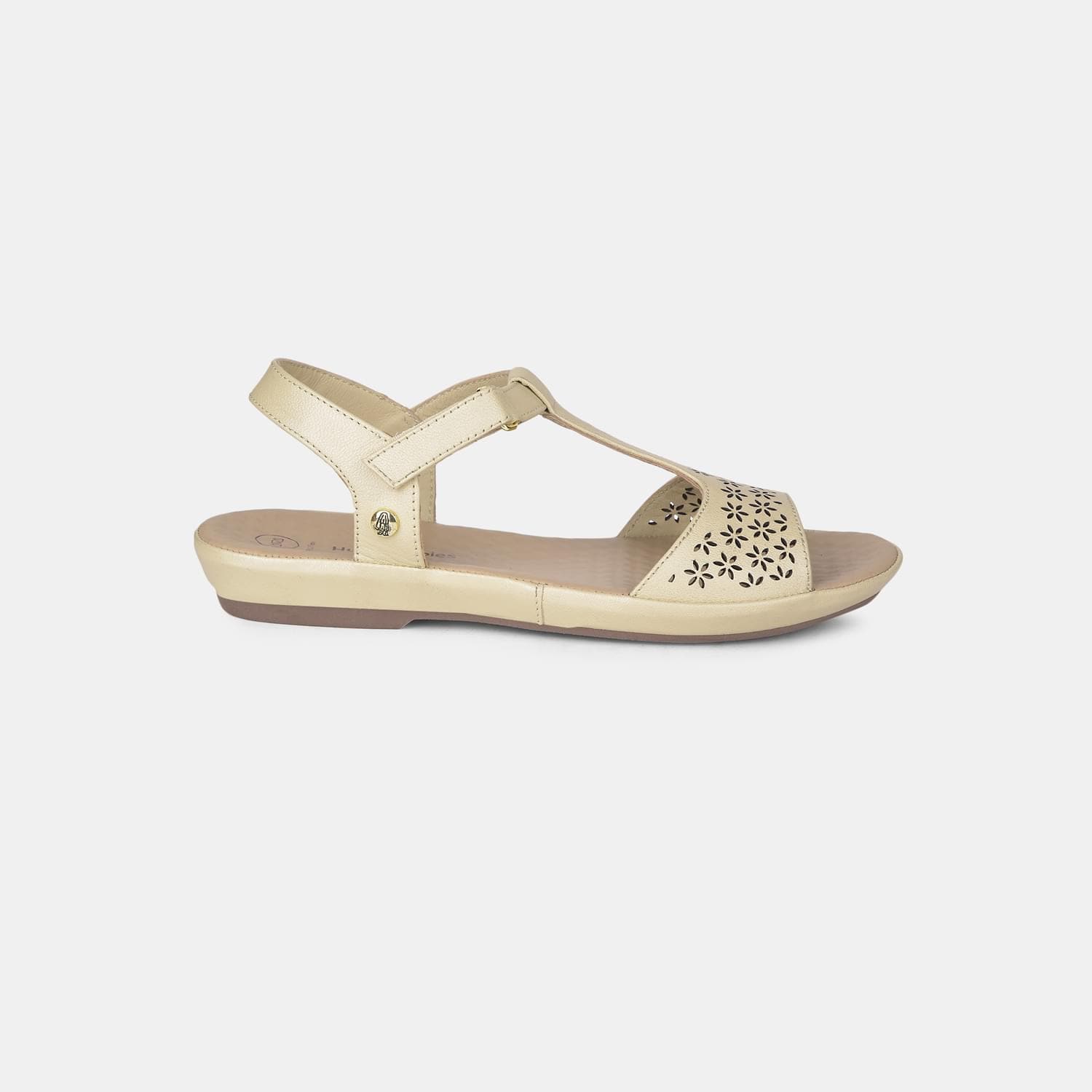 Hush Puppies White Flat Sandals For Women