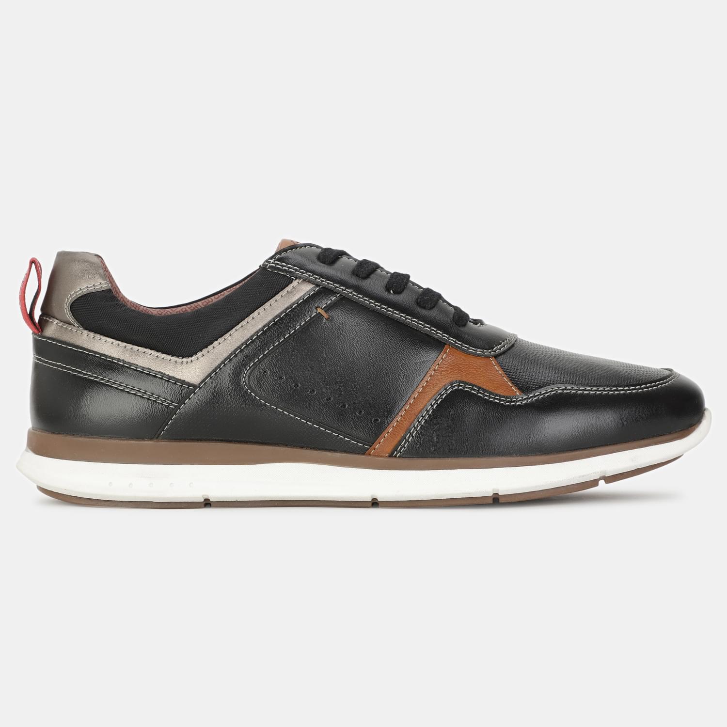 Red label black sport shoes for men