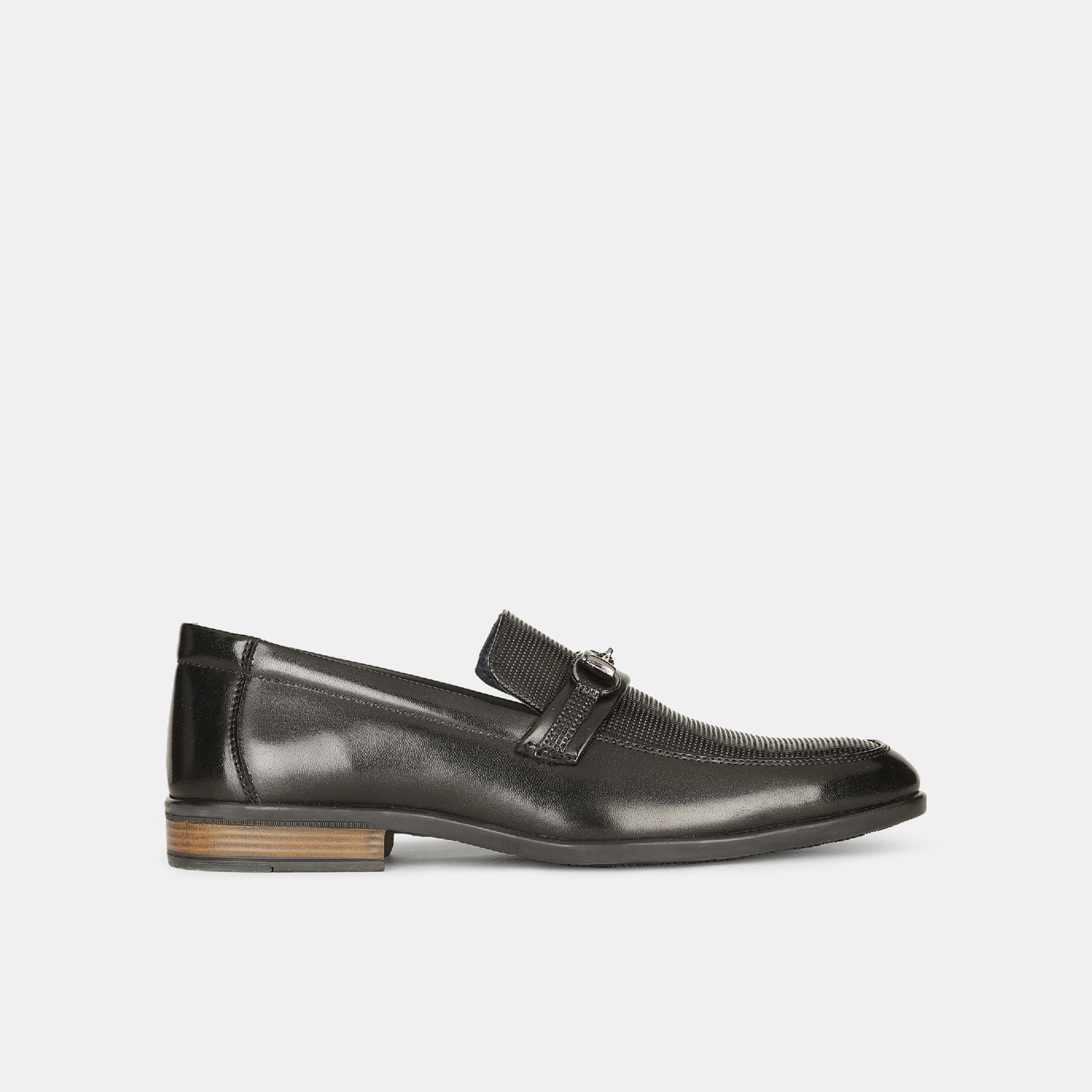 Bata black textured formal loafer shoes for men