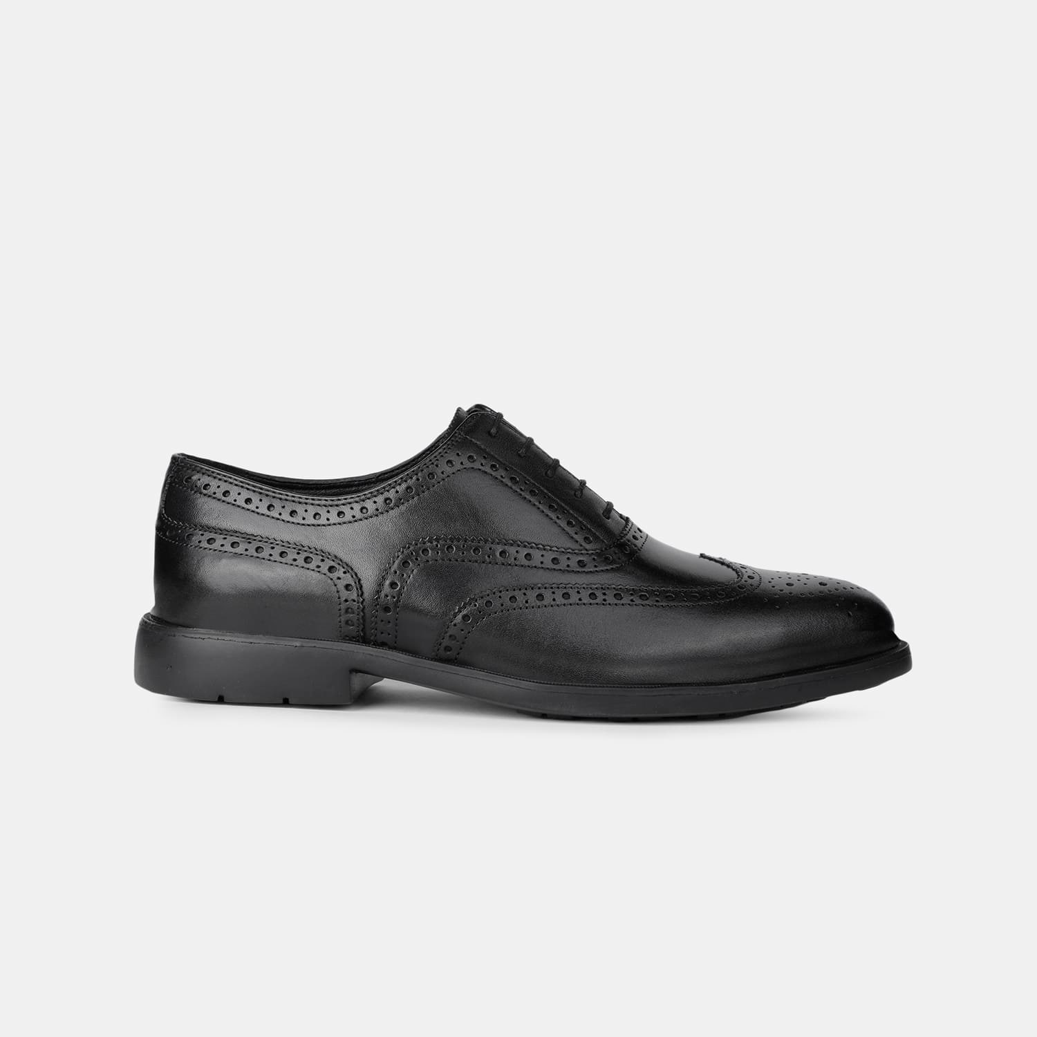Hush Puppies Black Oxford Formal Shoes For Men