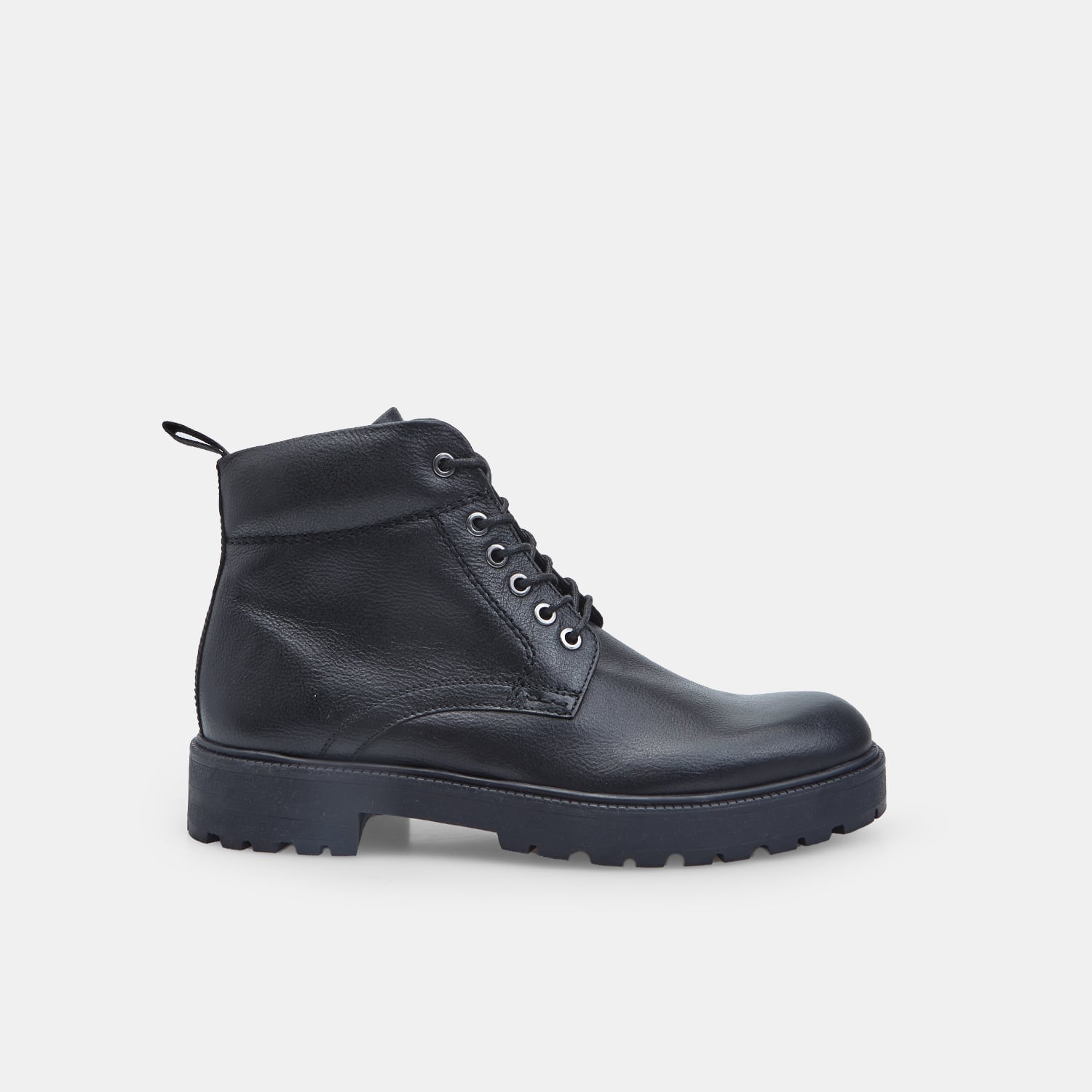 Stivaletto stringato in pelle da uomo Bata