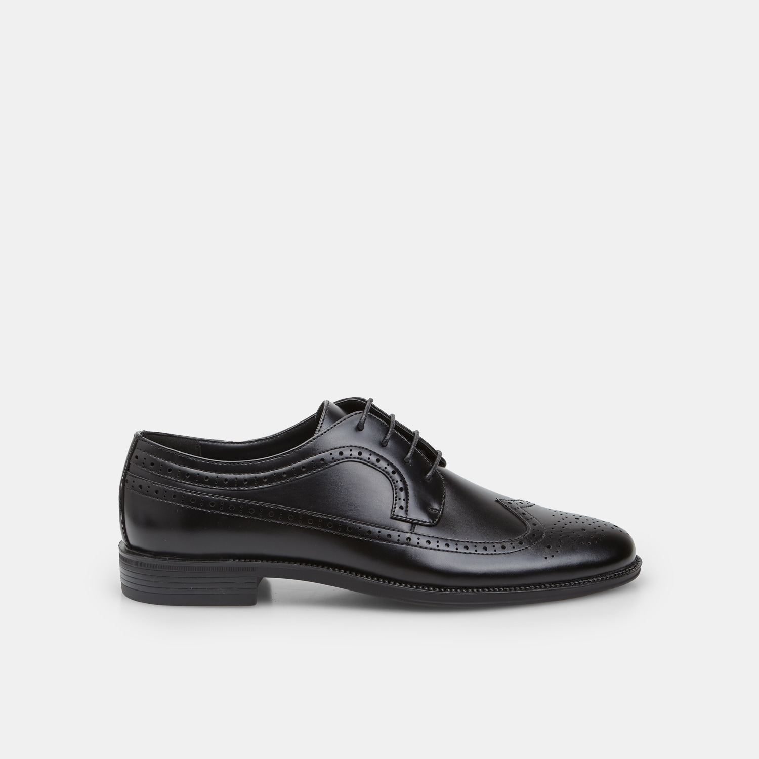 Stringata da uomo con brogue Bata