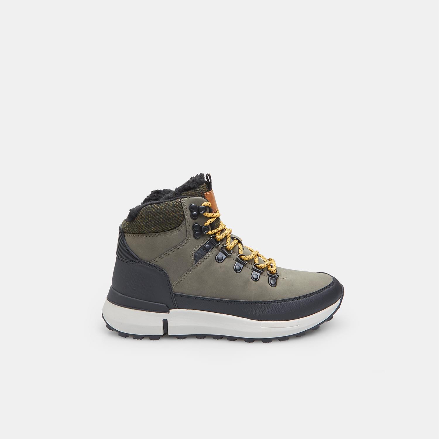 Scarpe Outdoor da Uomo BATA
