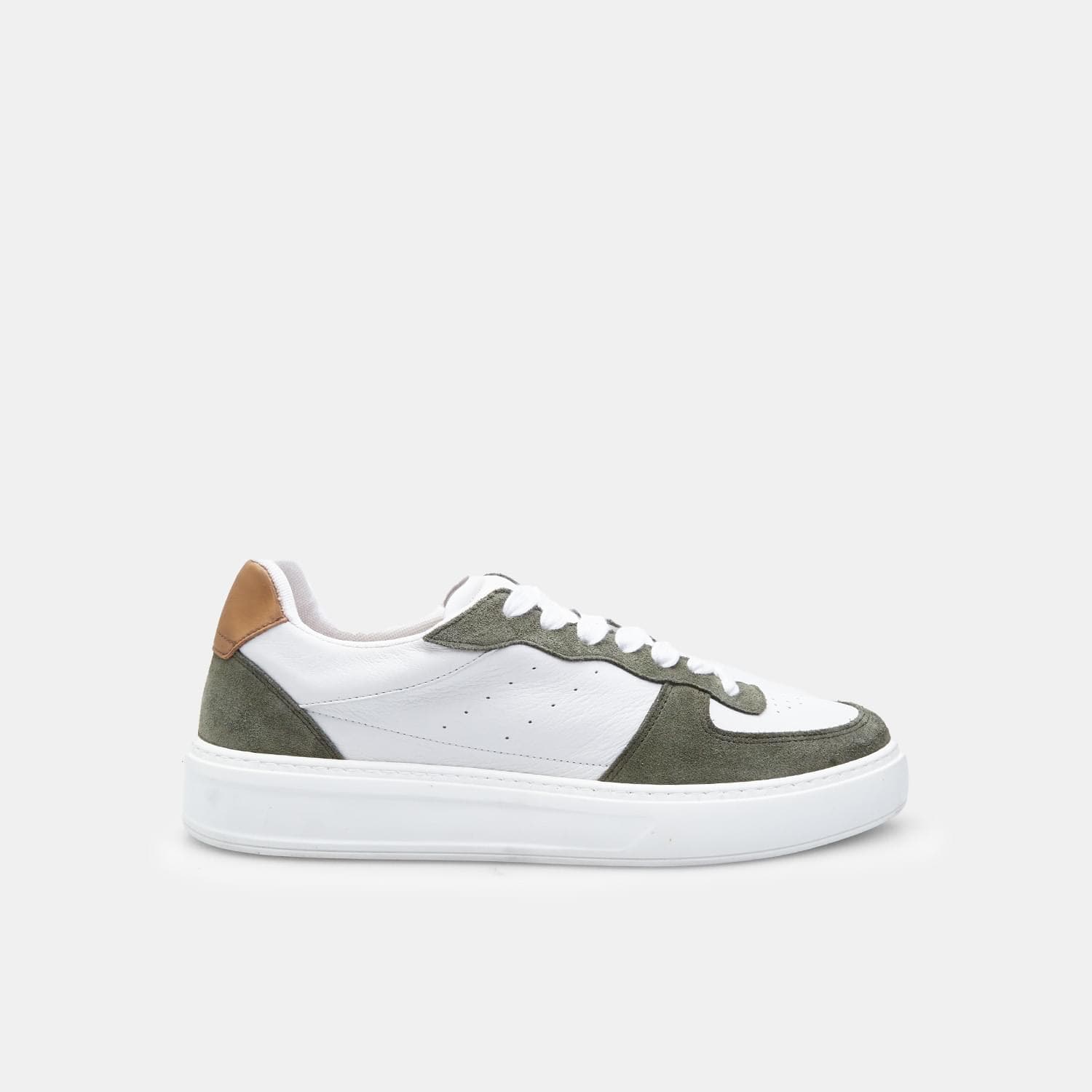 Sneaker in Pelle da Uomo BATA