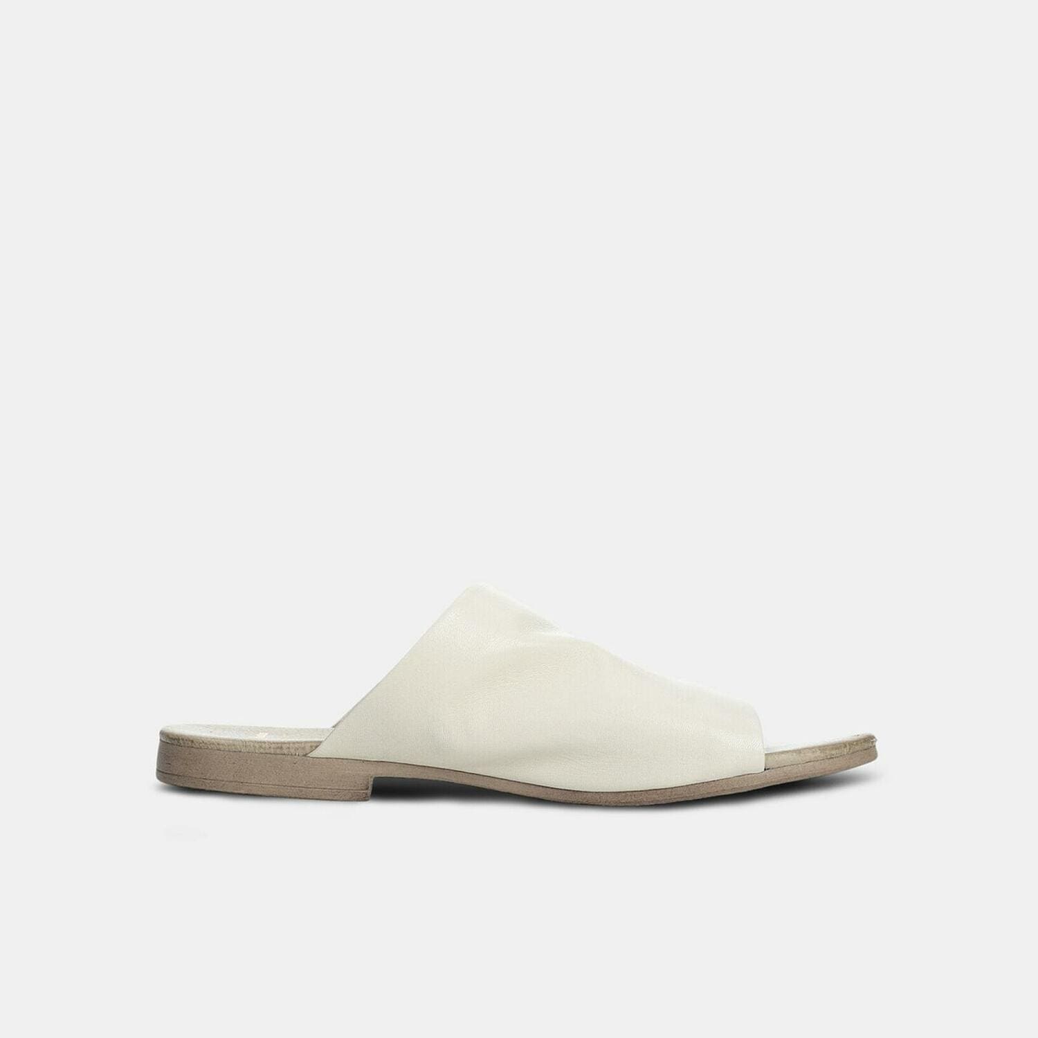 Mule da donna in pelle