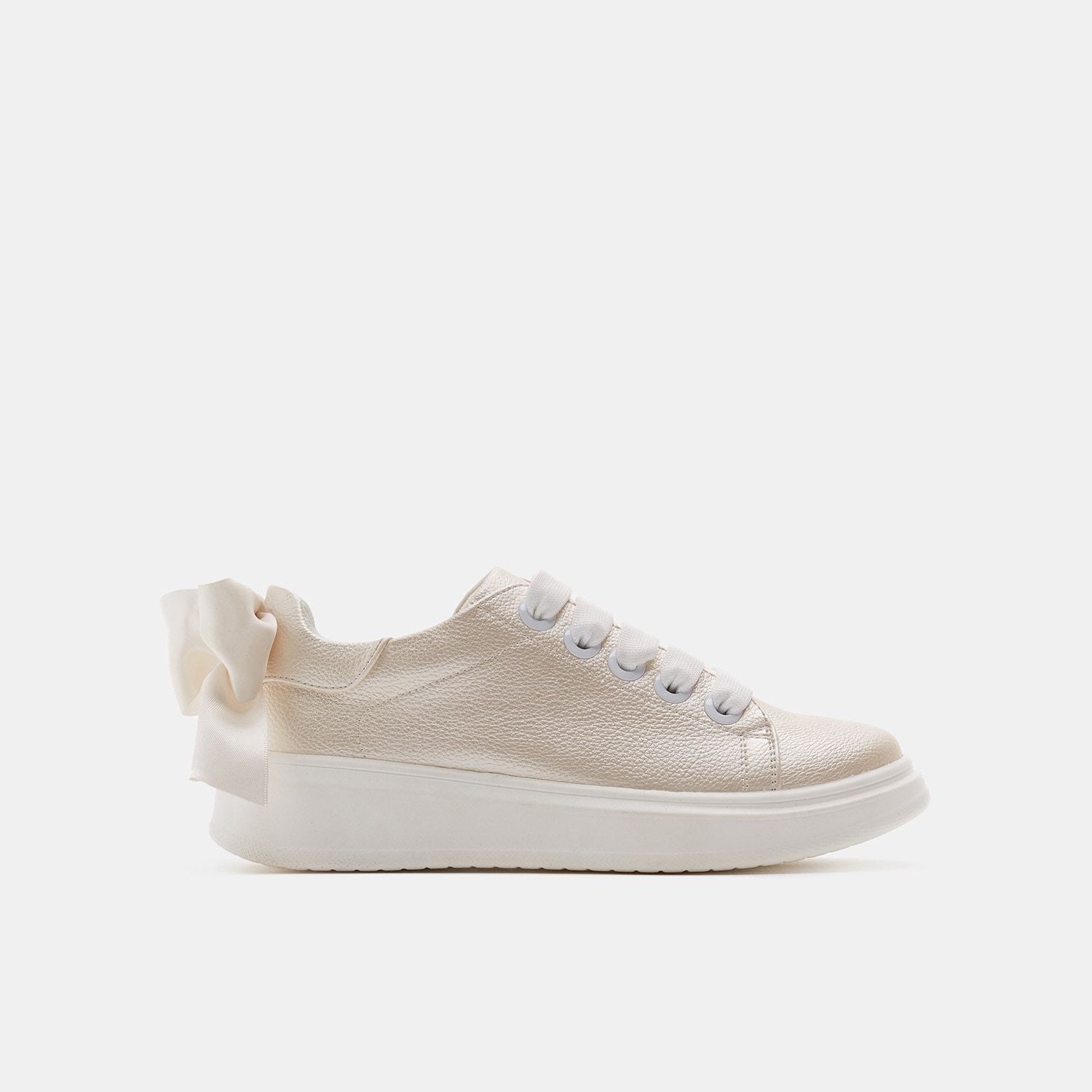 Sneaker da bambina con fiocco