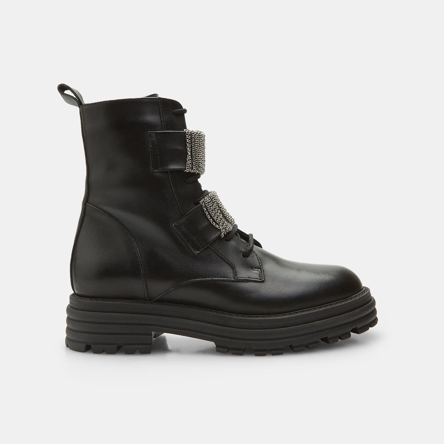 Anfibi da donna in pelle